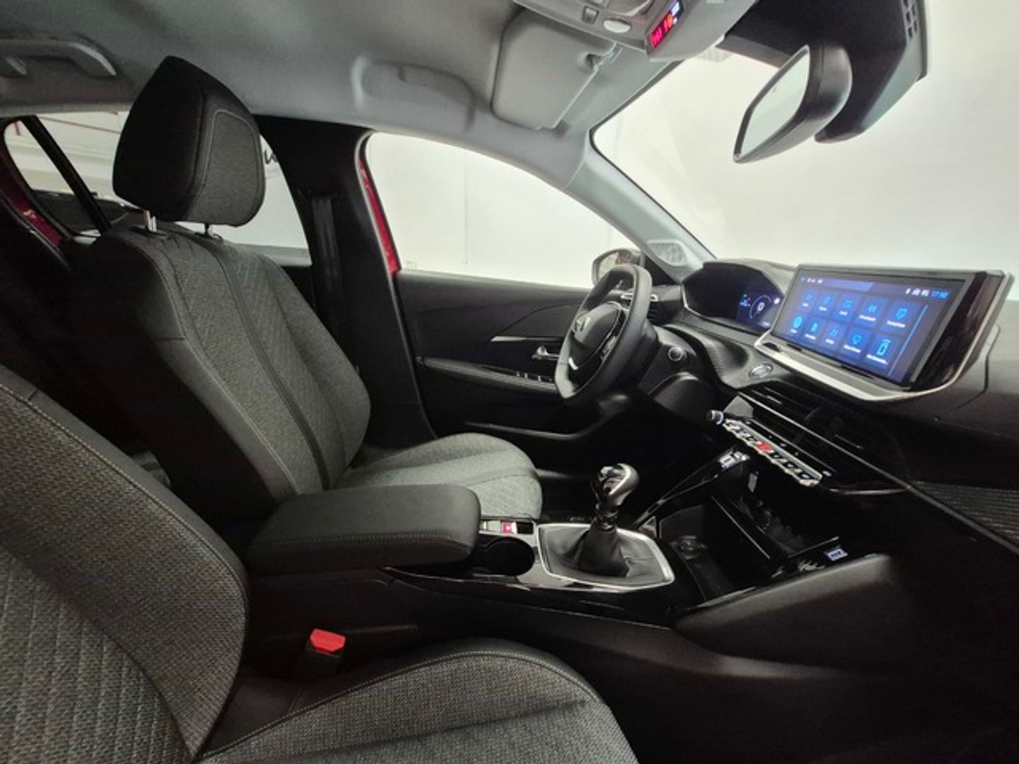 Peugeot 208 PureTech 100 Allure 75 kW (100 CV)
