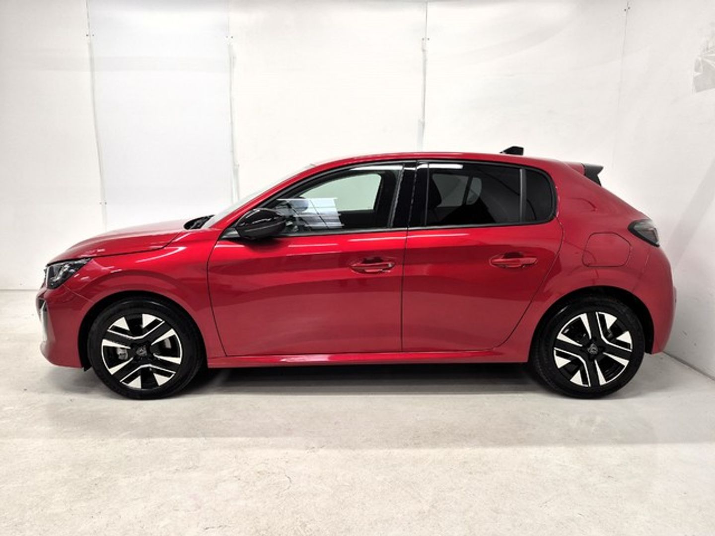 Peugeot 208 PureTech 100 Allure 75 kW (100 CV)