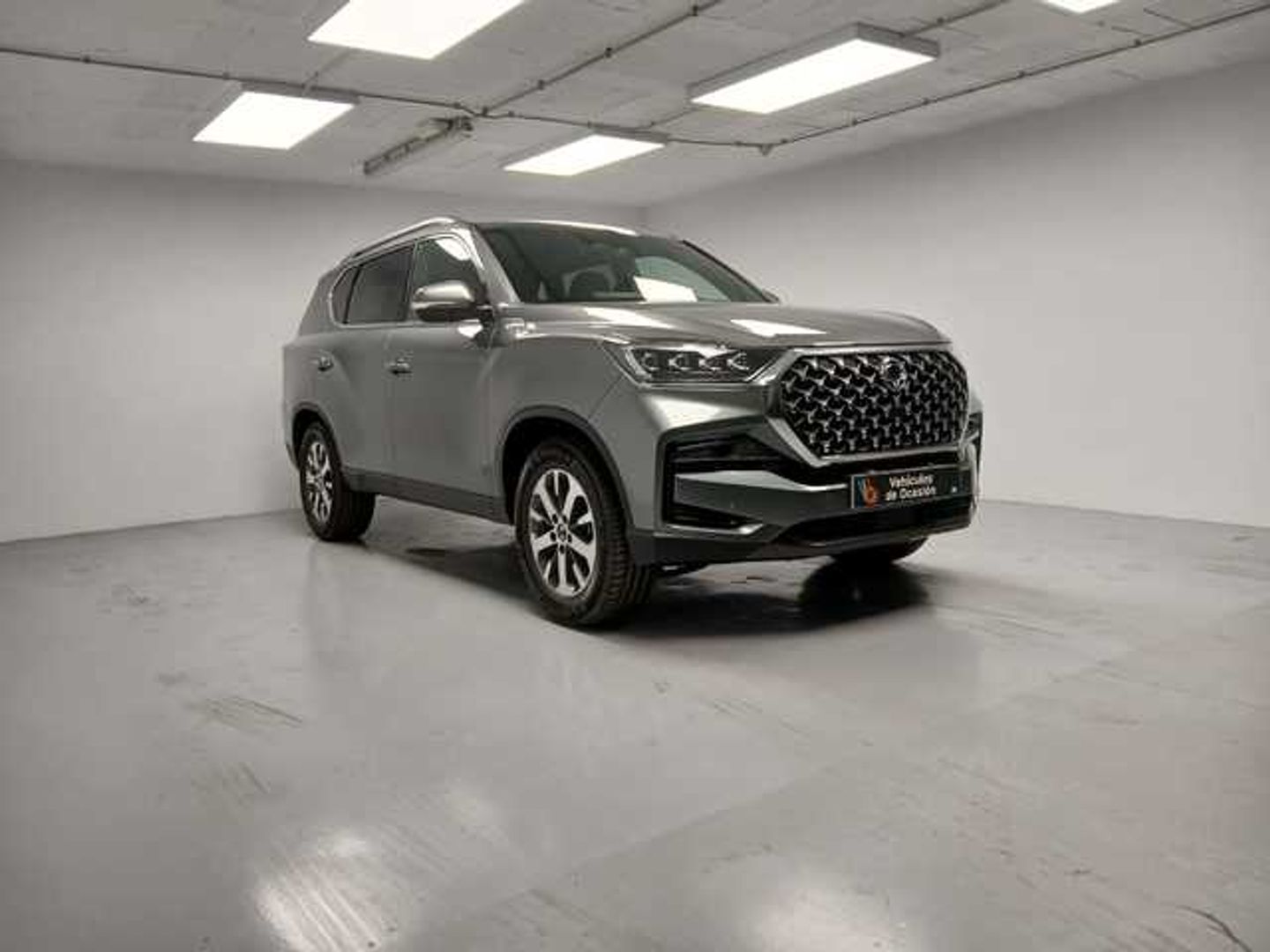 KGM Rexton D22DTR Premium GSR 4x4 Auto 149 kW (202 CV) Gris oscuro All Terrain / Pick-up