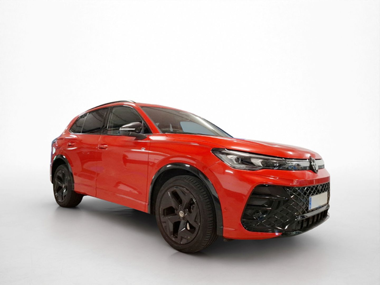 Volkswagen Tiguan R-Line 1.5 eTSI 110 kW (150 CV) DSG Rojo All Terrain / Pick-up