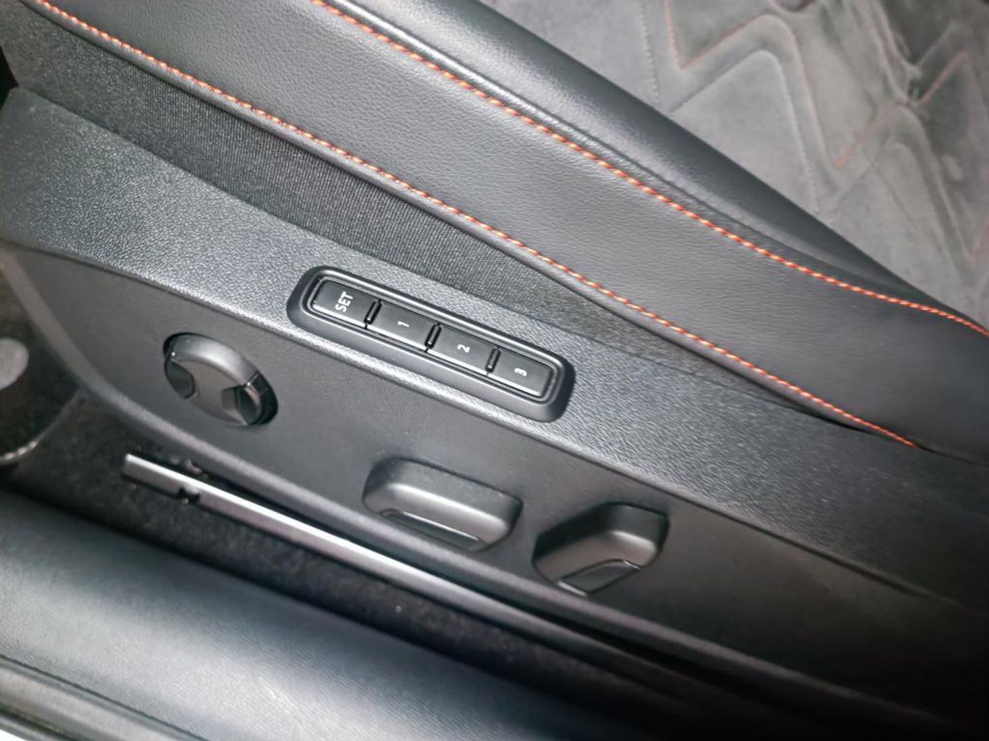SEAT León 1.4 e-Hybrid S&S FR XM DSG 150 kW (204 CV)