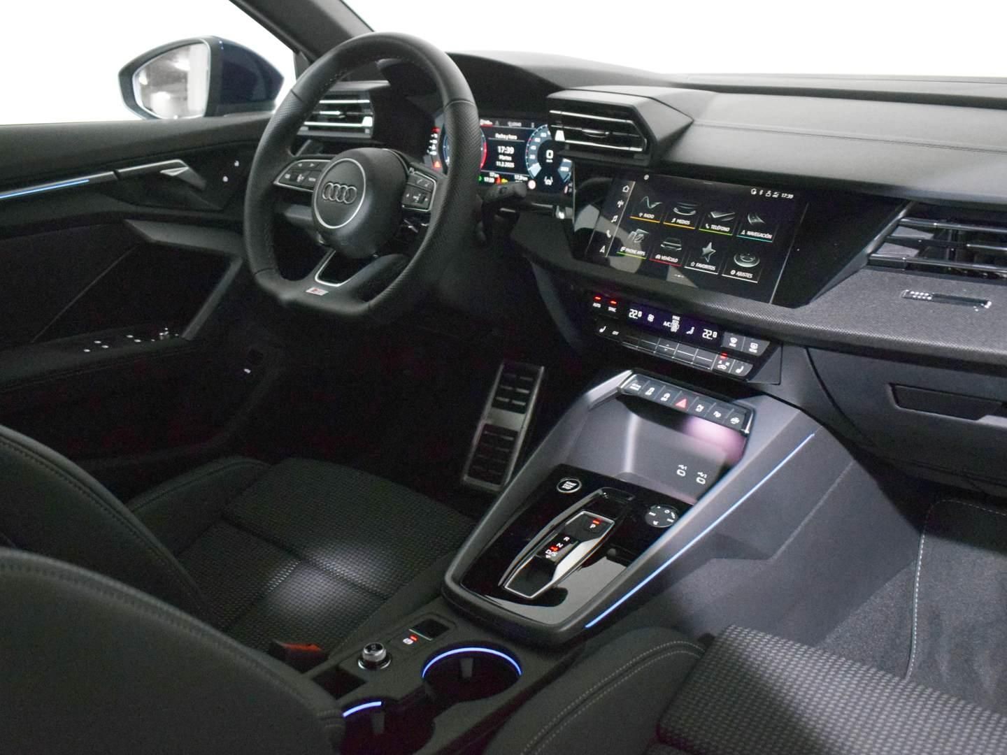 Audi A3 allstreet 35 TFSI 110 kW (150 CV) S tronic Azul Sedan