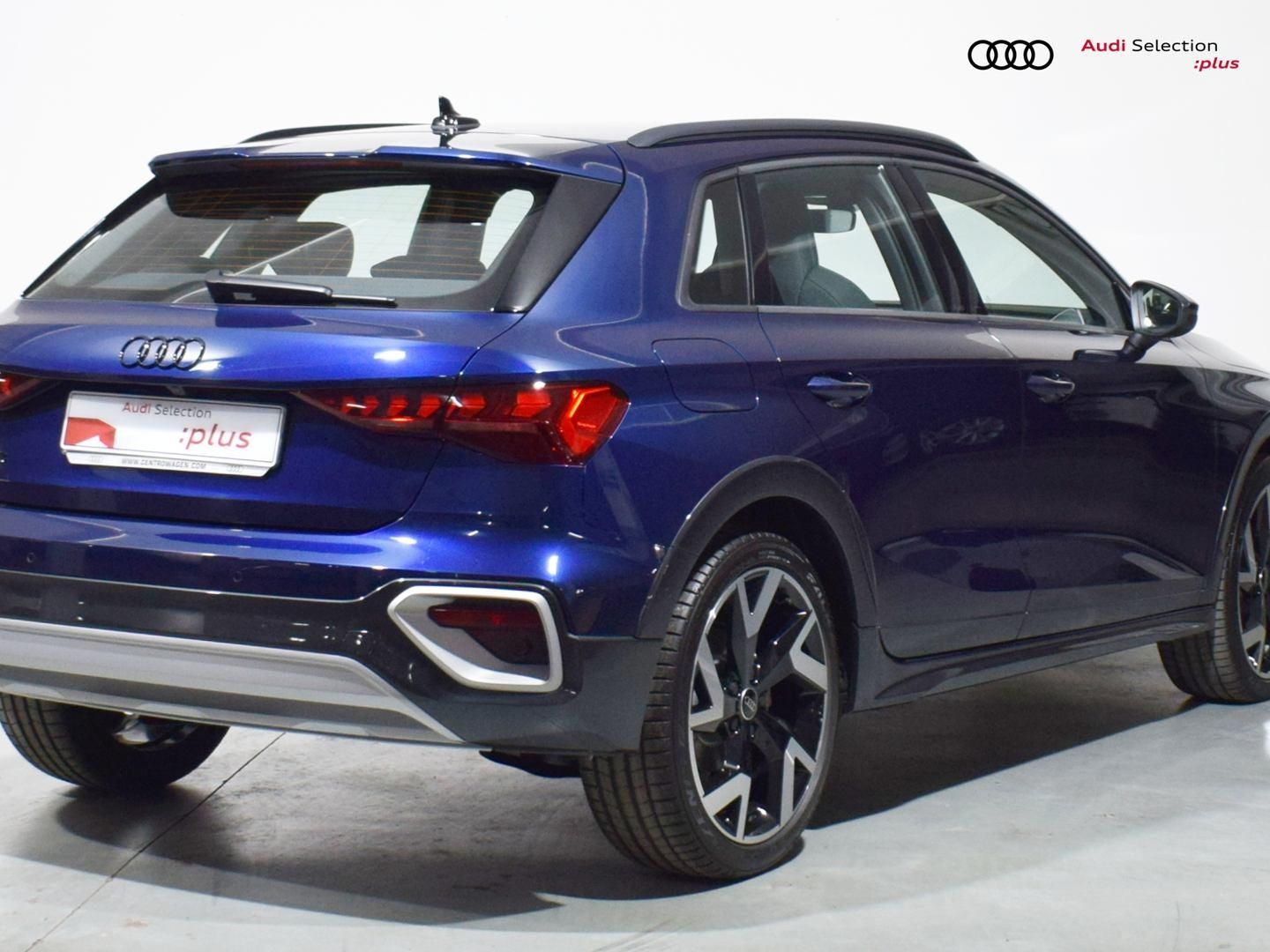 Audi A3 allstreet 35 TFSI 110 kW (150 CV) S tronic Azul Sedan