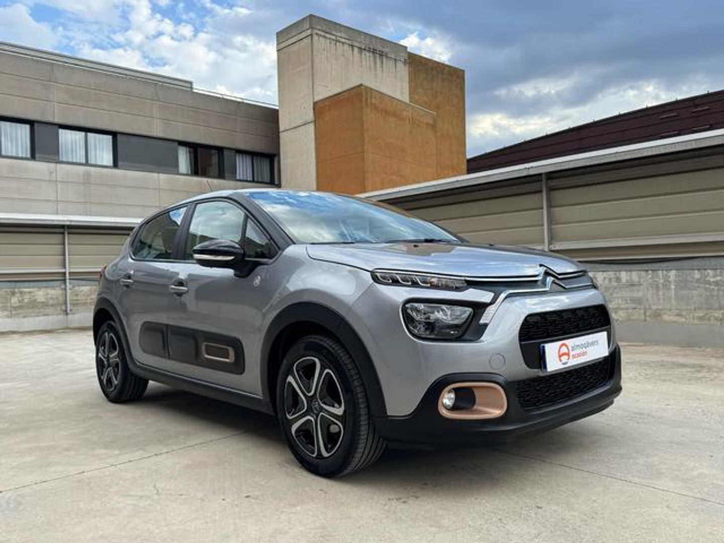 Citroen C3 PureTech 82 C-Series 61 kW (83 CV) Gris Plata Compact