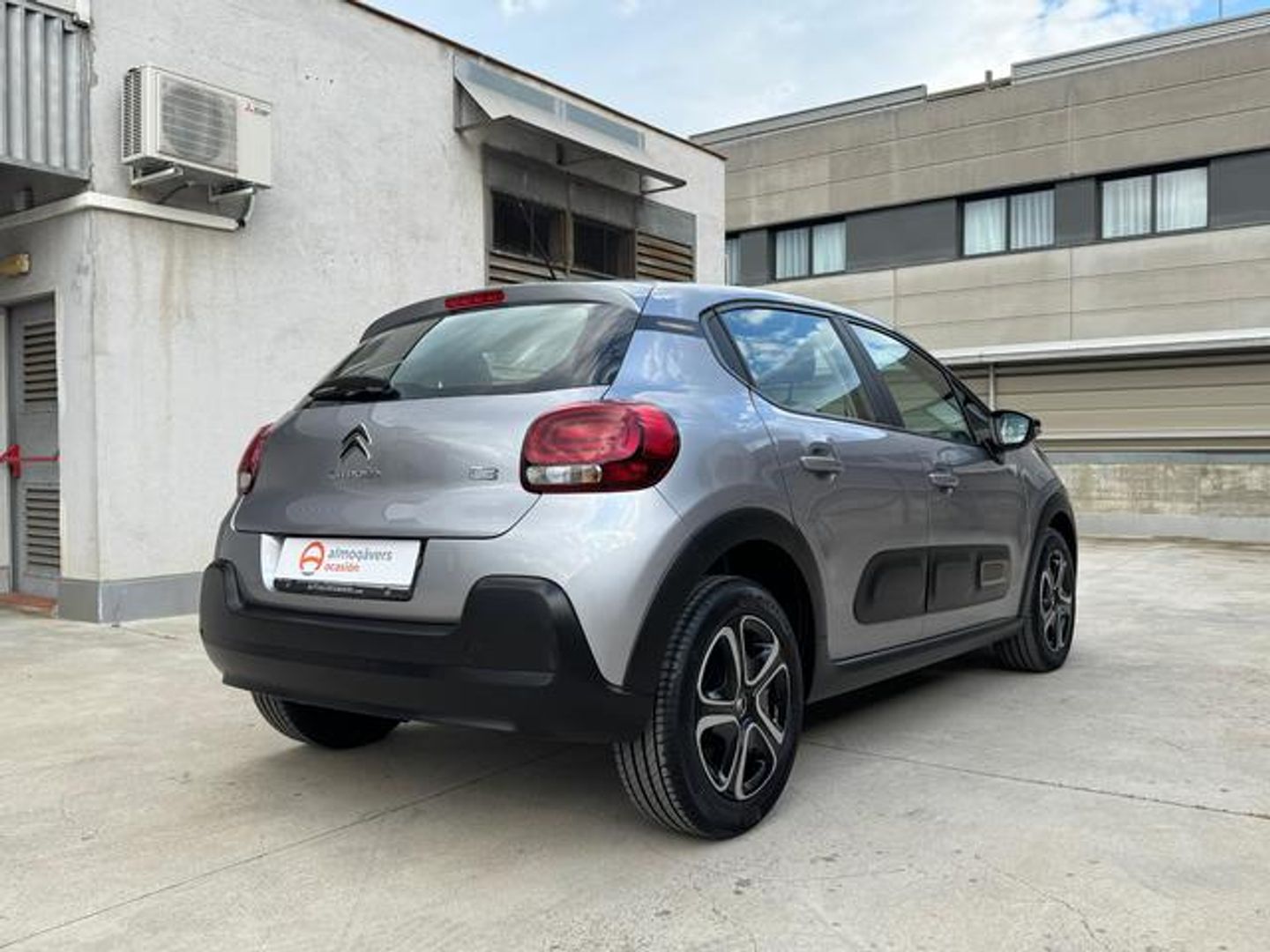 Citroen C3 PureTech 82 C-Series 61 kW (83 CV)