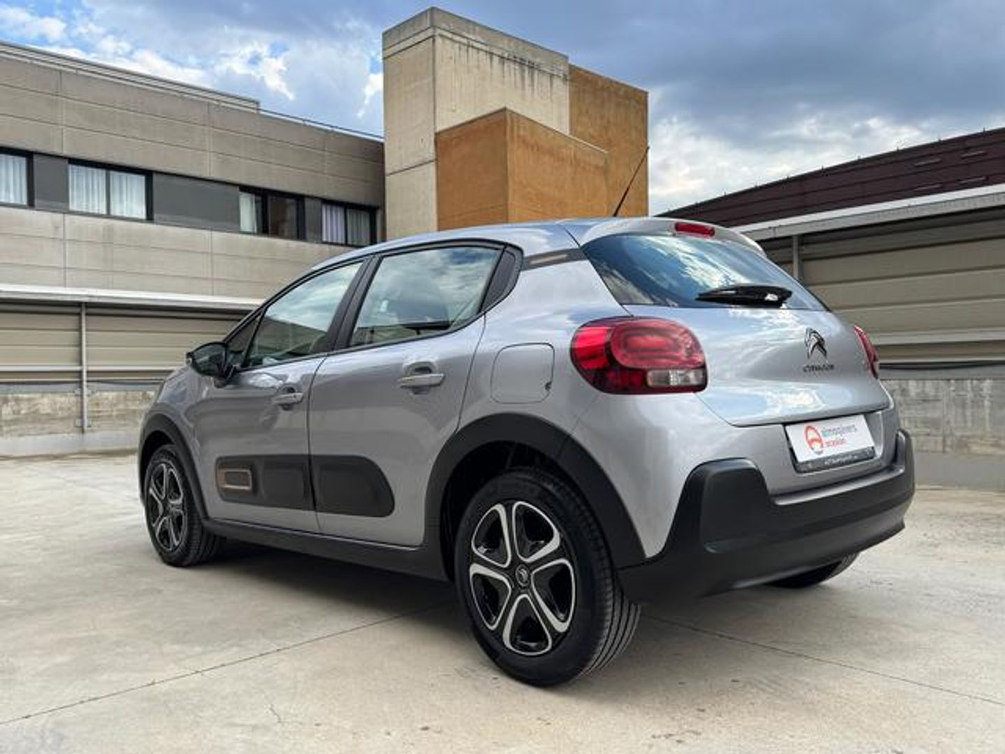 Citroen C3 PureTech 82 C-Series 61 kW (83 CV)