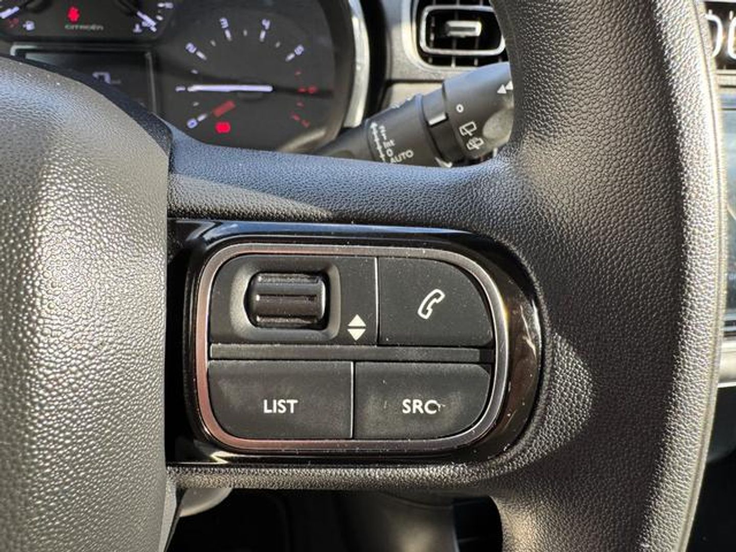 Citroen C3 PureTech 82 C-Series 61 kW (83 CV)