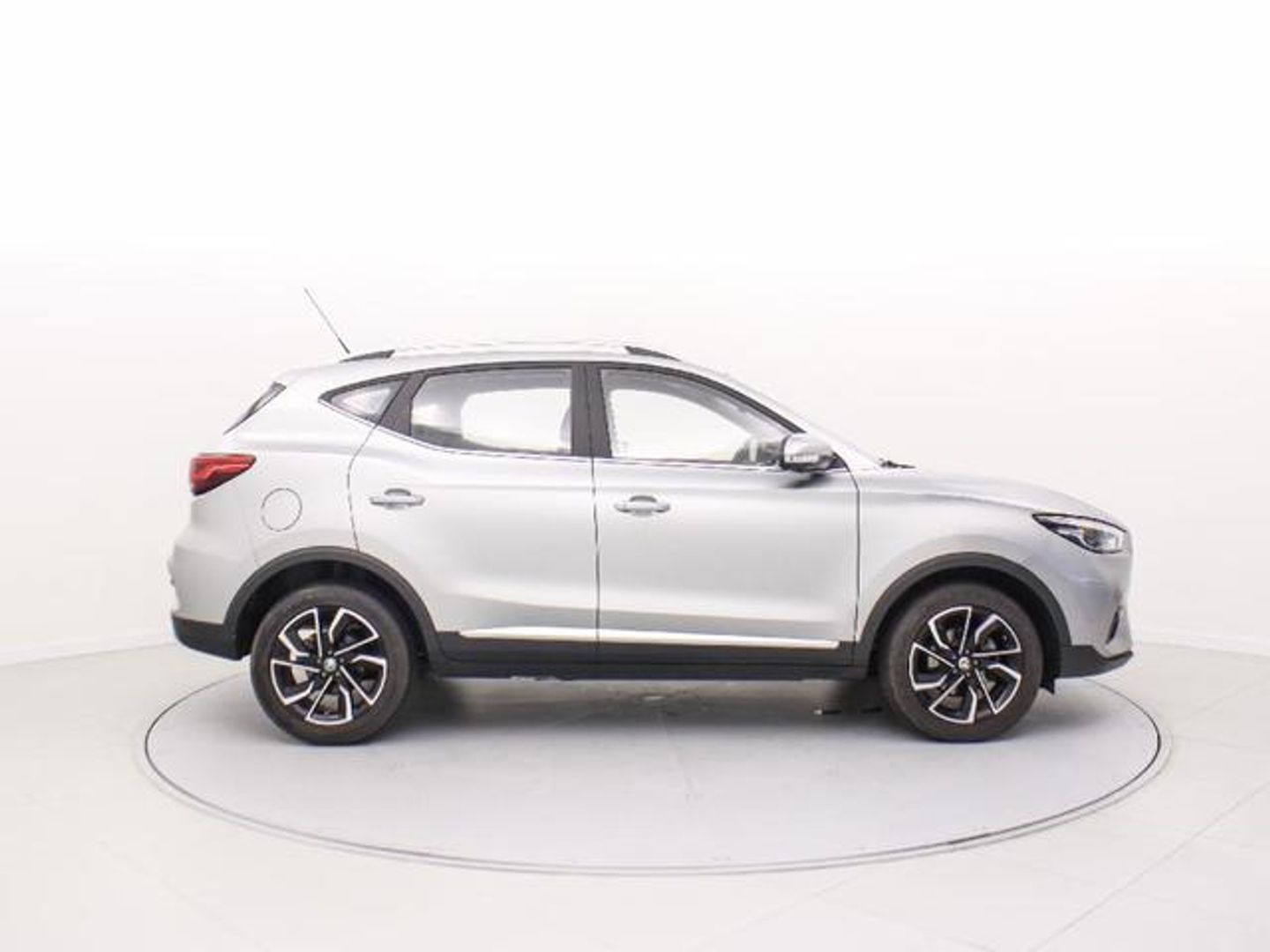 MG ZS 1.5 Luxury 78 kW (106 CV)