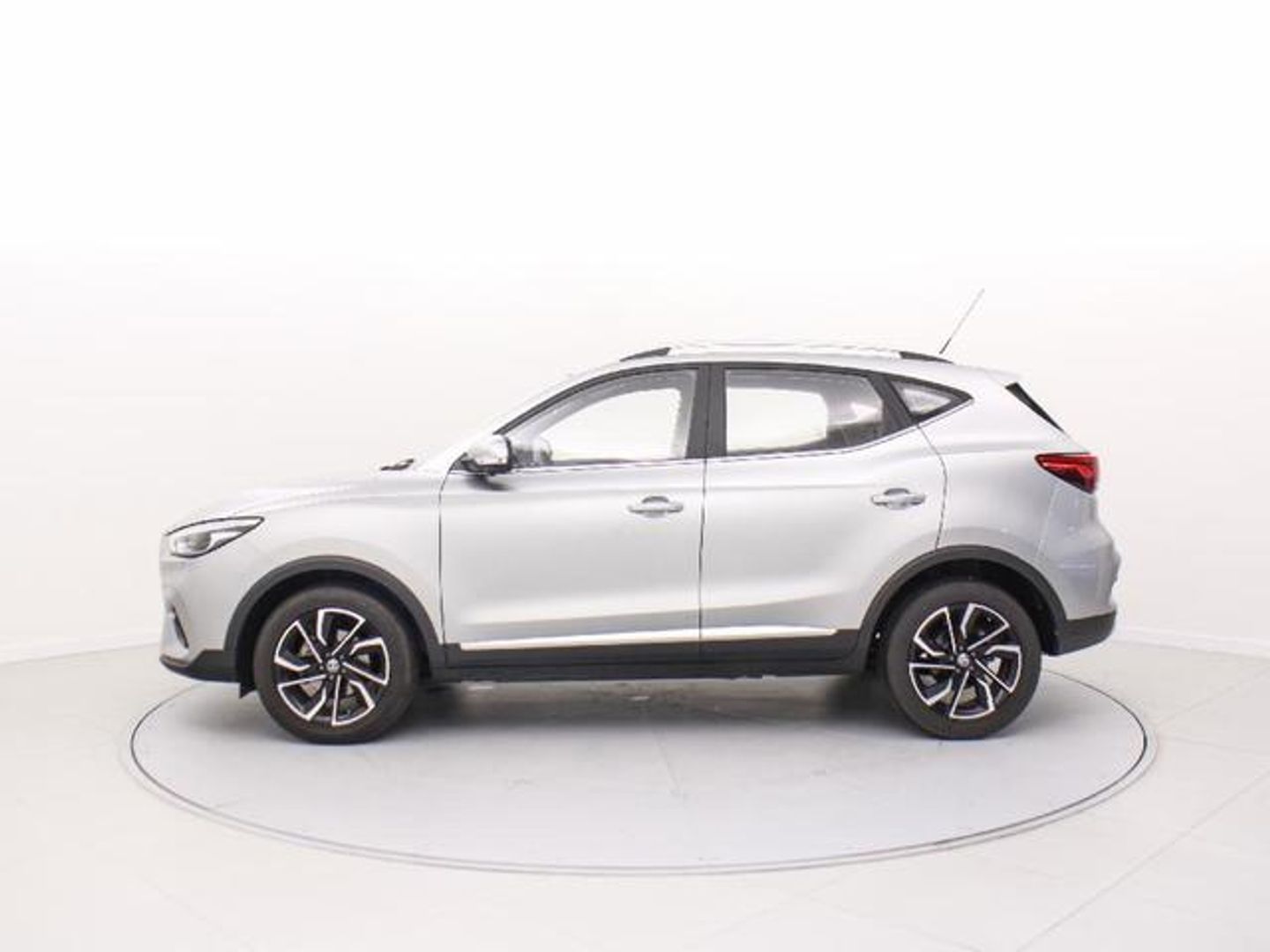 MG ZS 1.5 Luxury 78 kW (106 CV)