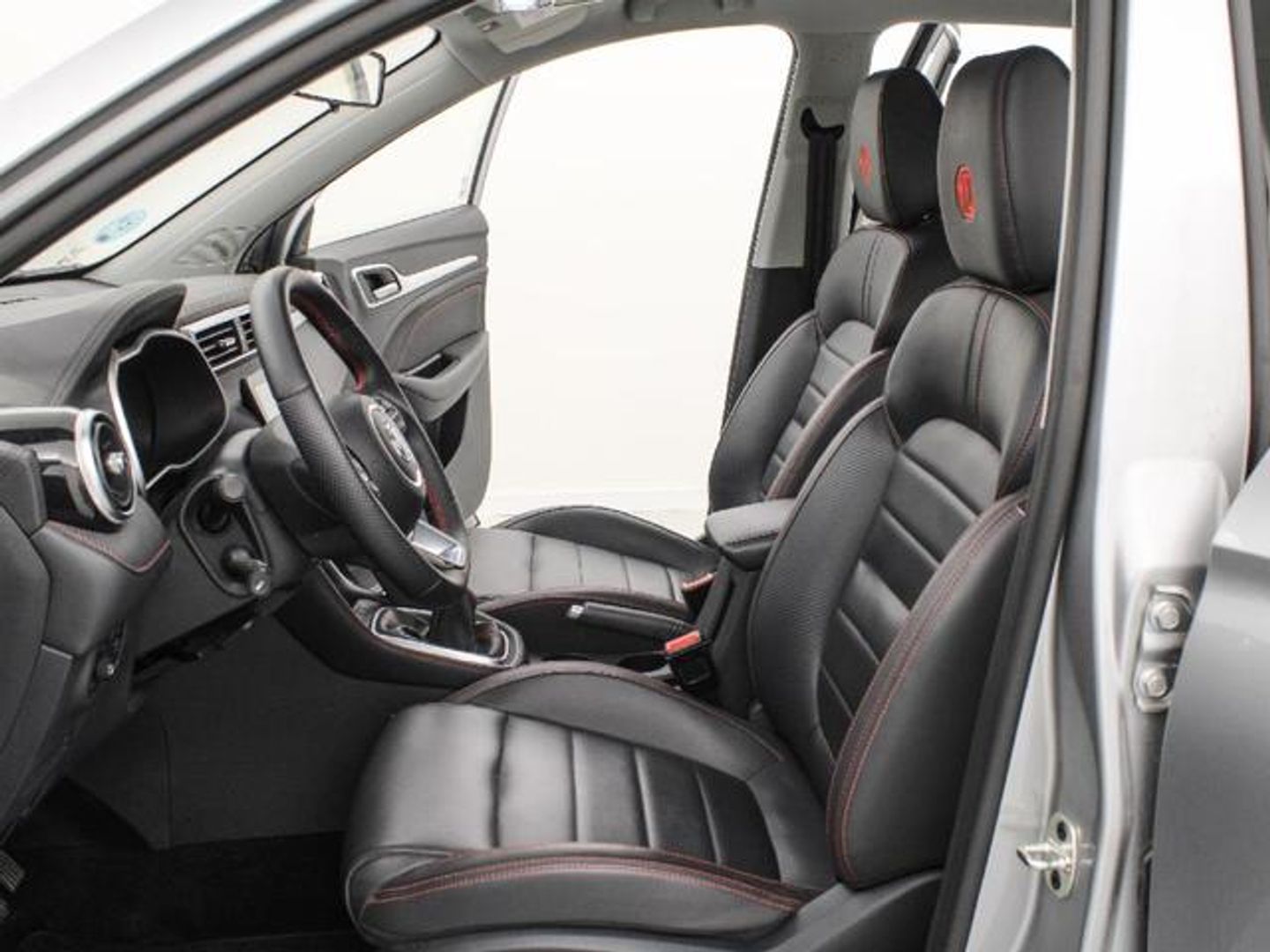 MG ZS 1.5 Luxury 78 kW (106 CV)