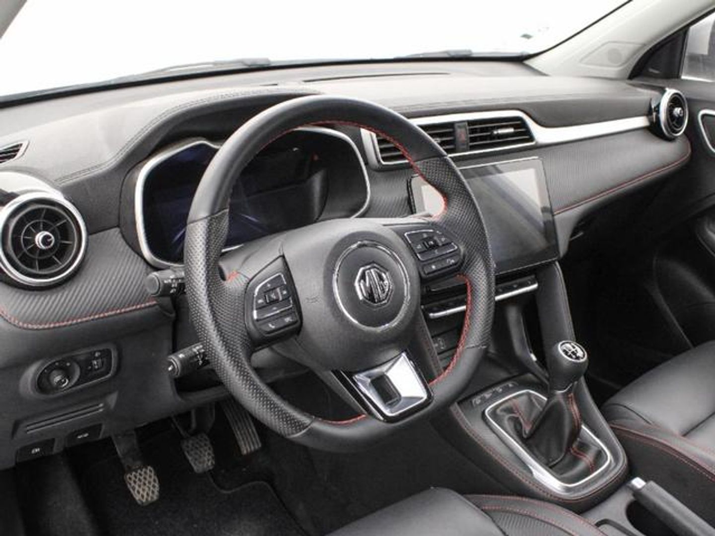 MG ZS 1.5 Luxury 78 kW (106 CV)
