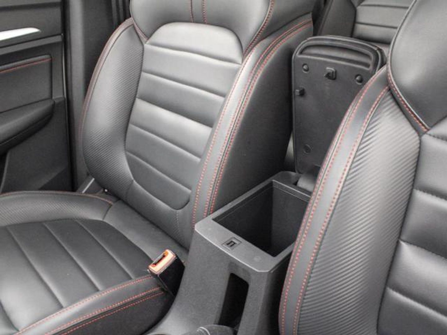MG ZS 1.5 Luxury 78 kW (106 CV)
