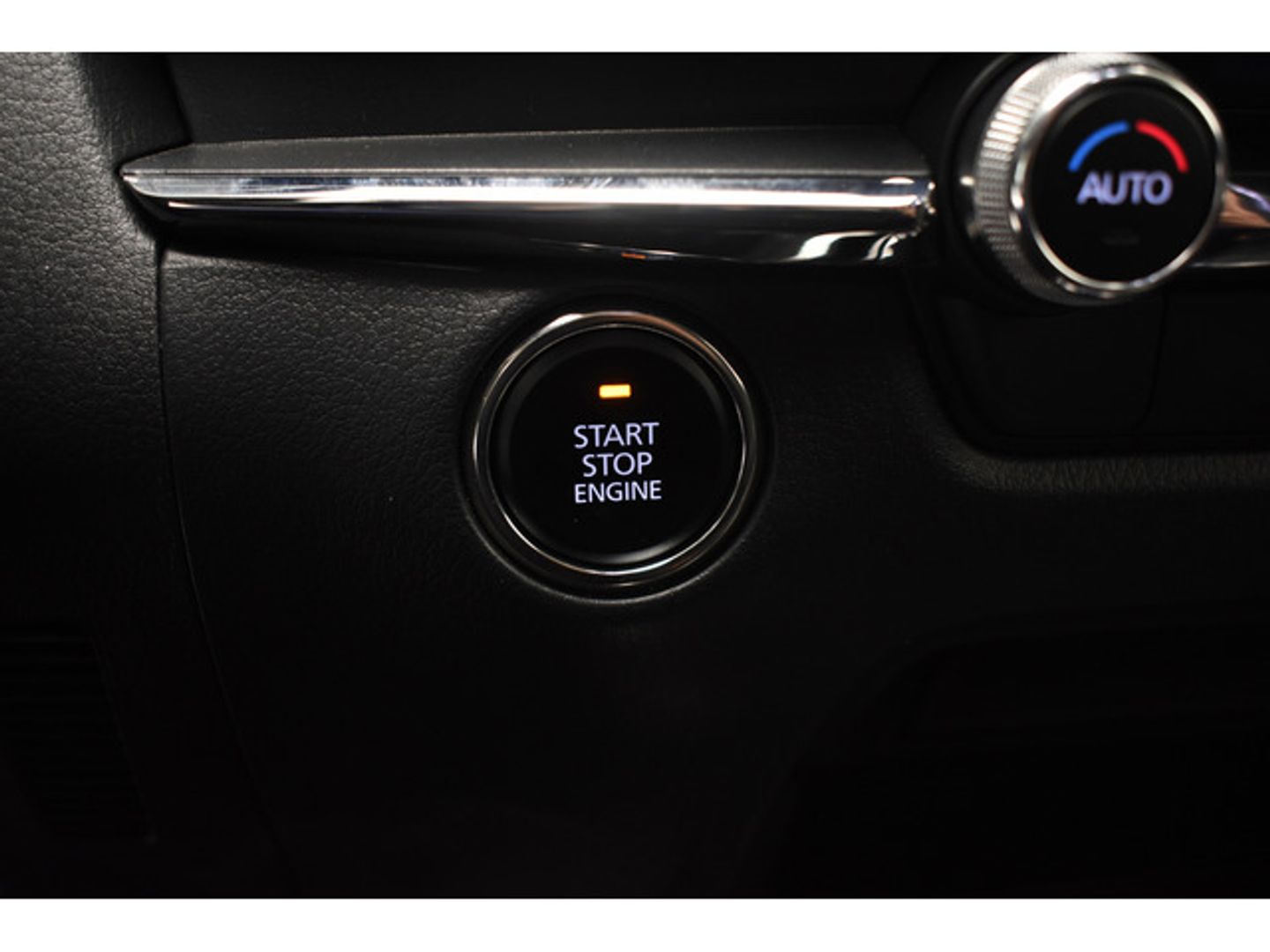 Mazda CX-30 e-SKYACTIV G AT Homura 103 kW (140 CV)