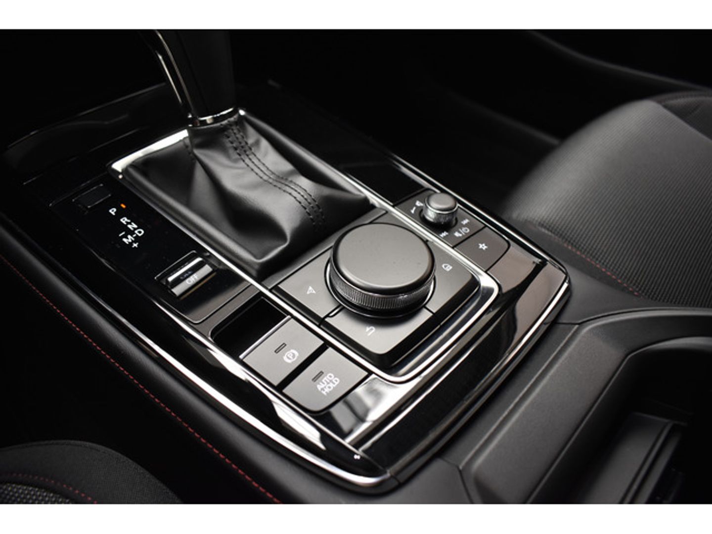Mazda CX-30 e-SKYACTIV G AT Homura 103 kW (140 CV)