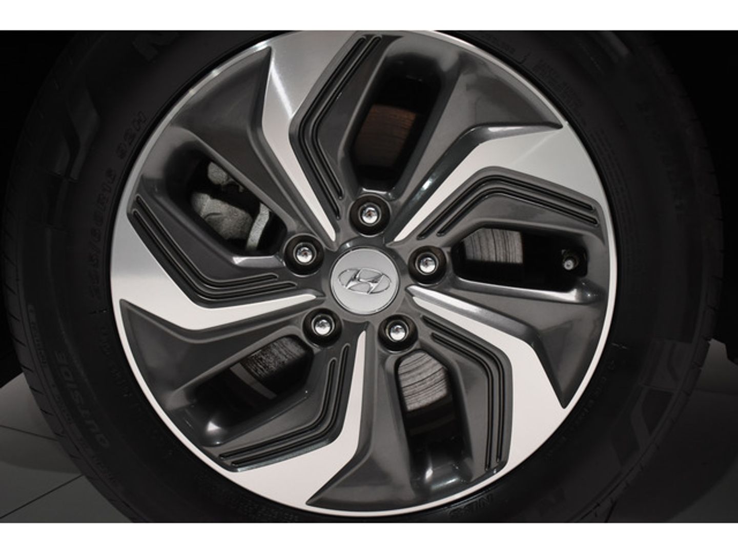 Hyundai Kona 1.6 GDI HEV Maxx DCT 104 kW (141 CV)