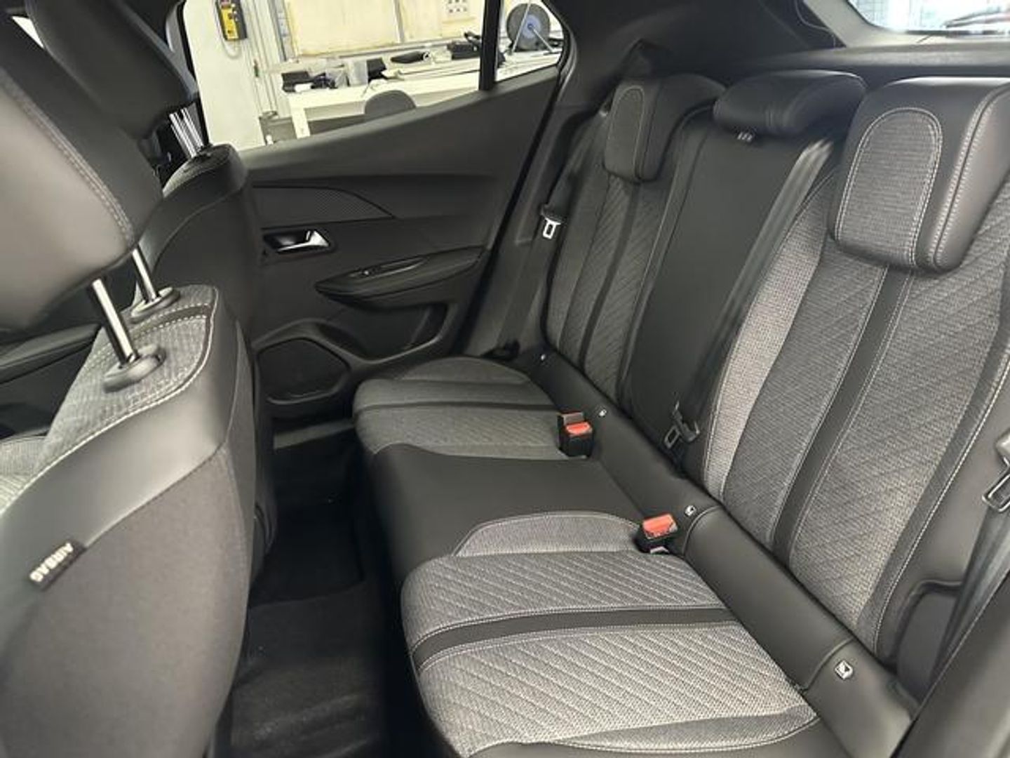 Peugeot 2008 PureTech 100 S&S Allure 75 kW (100 CV)