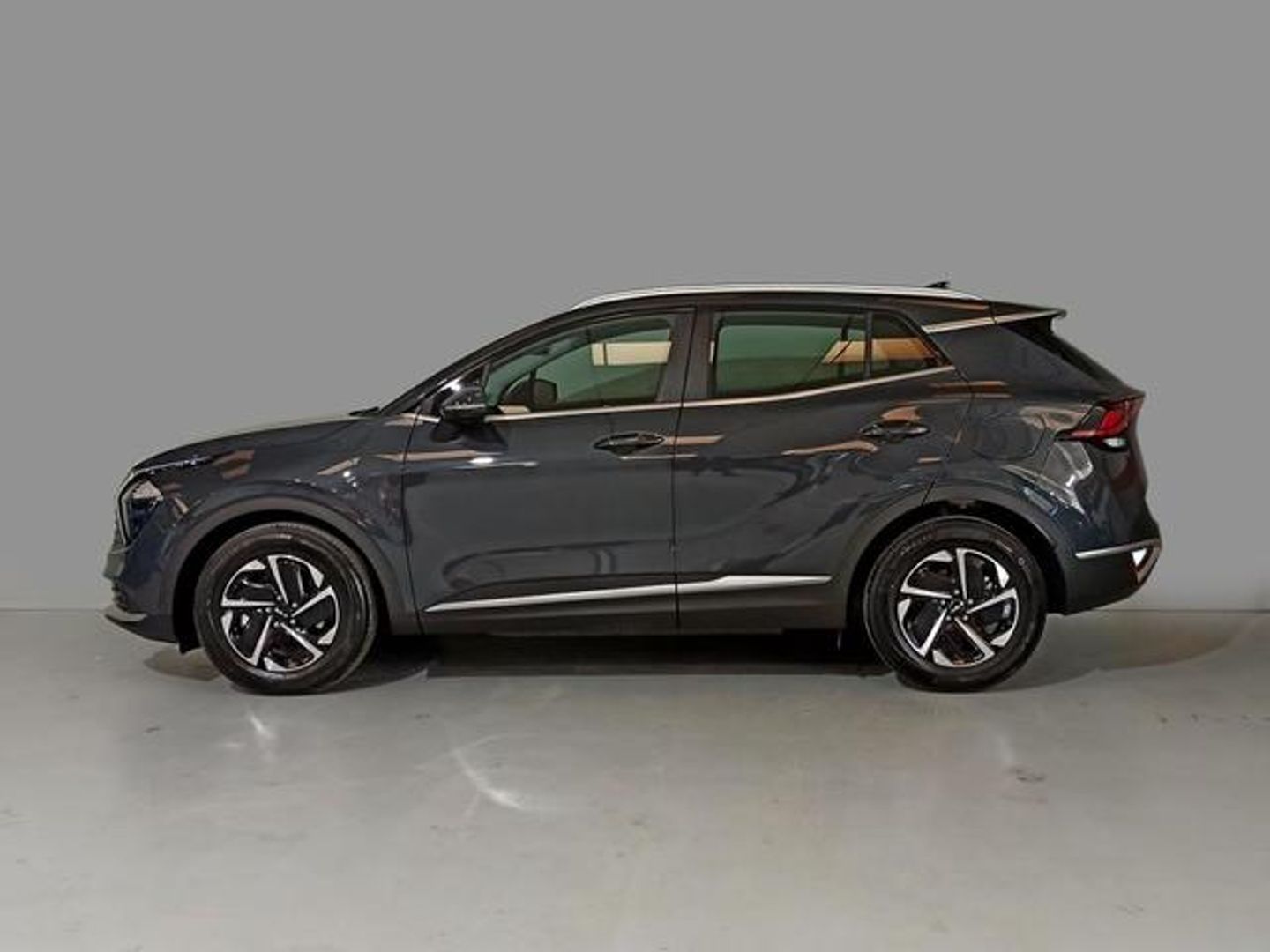 Kia Sportage 1.6 T-GDi MHEV Drive 4x2 118 kW (160 CV) Gris SUV