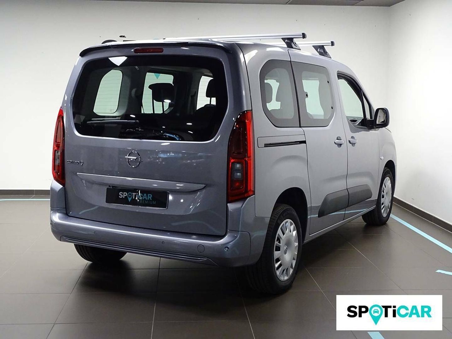 Opel Combo-e Life BEV 50kWh Edition Plus L 100 kW (136 CV)