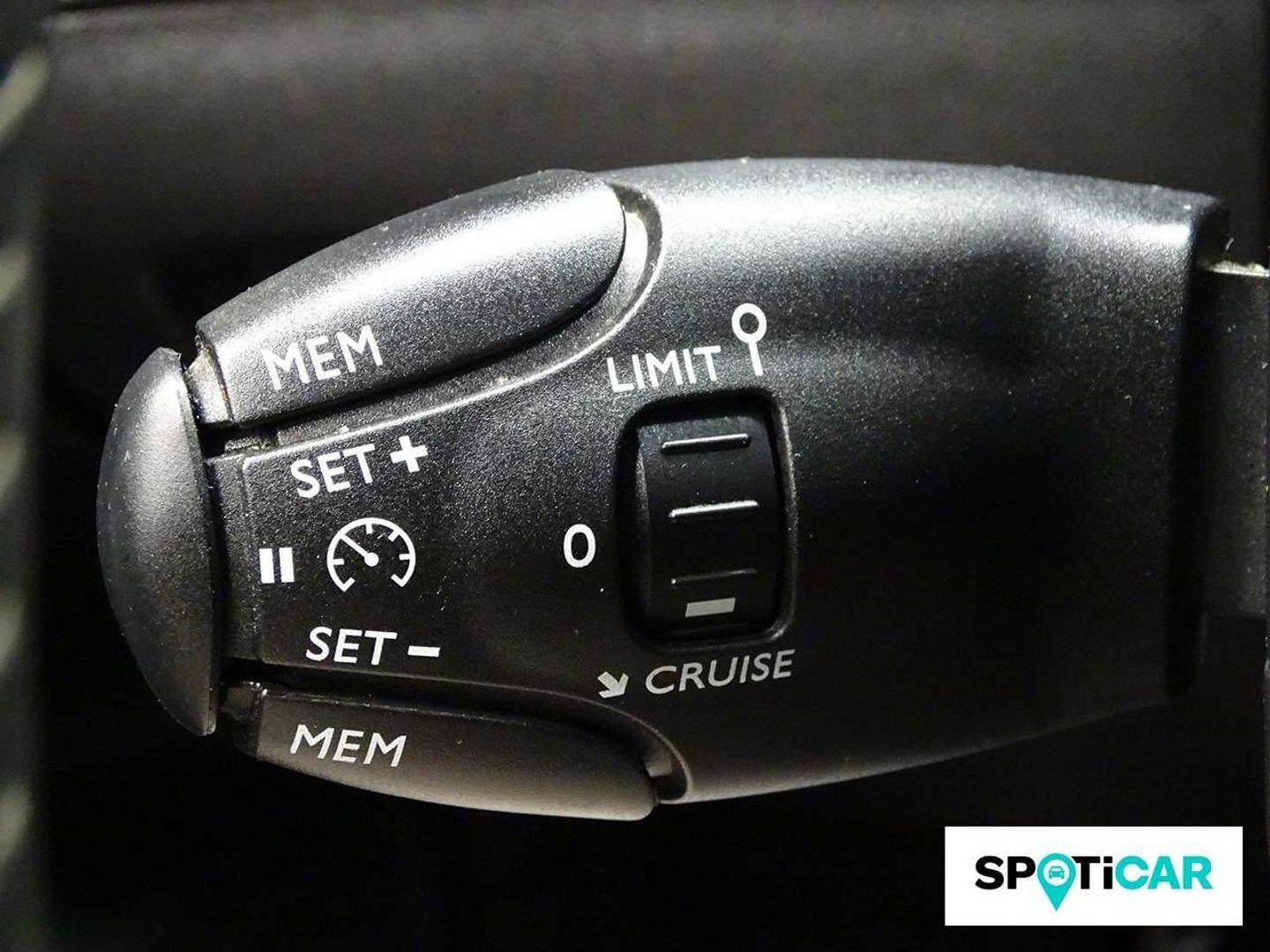 Peugeot 2008 Puretech 100 S&S Active Pack 75 kW (100 CV)