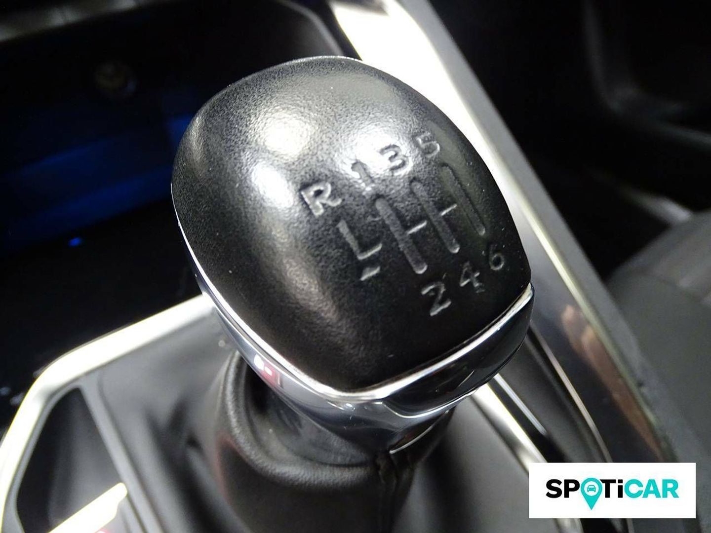 Peugeot 3008 PureTech 130 S&S Active Pack 96 kW (130 CV)