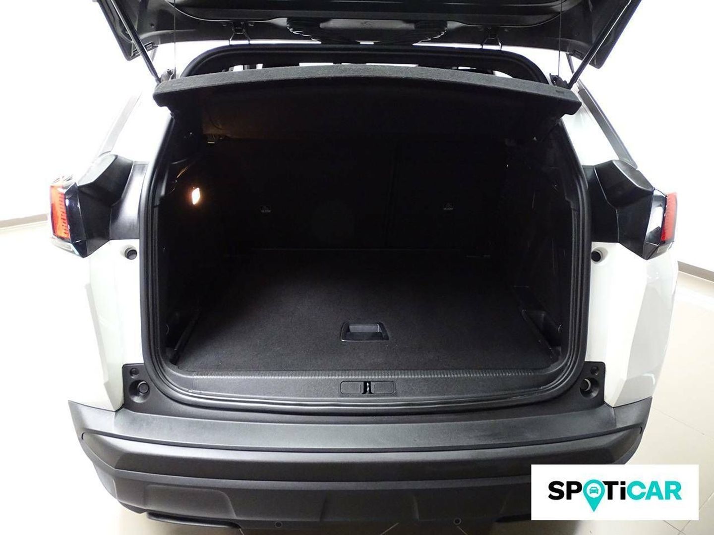 Peugeot 3008 PureTech 130 S&S Active Pack 96 kW (130 CV)