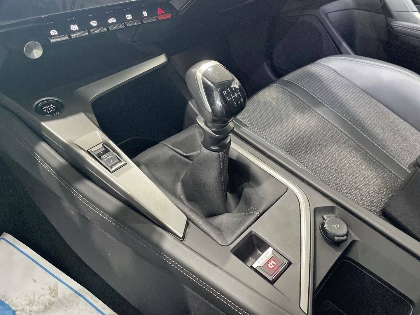 Peugeot 308 PureTech 130 S&S Allure 96 kW (130 CV)