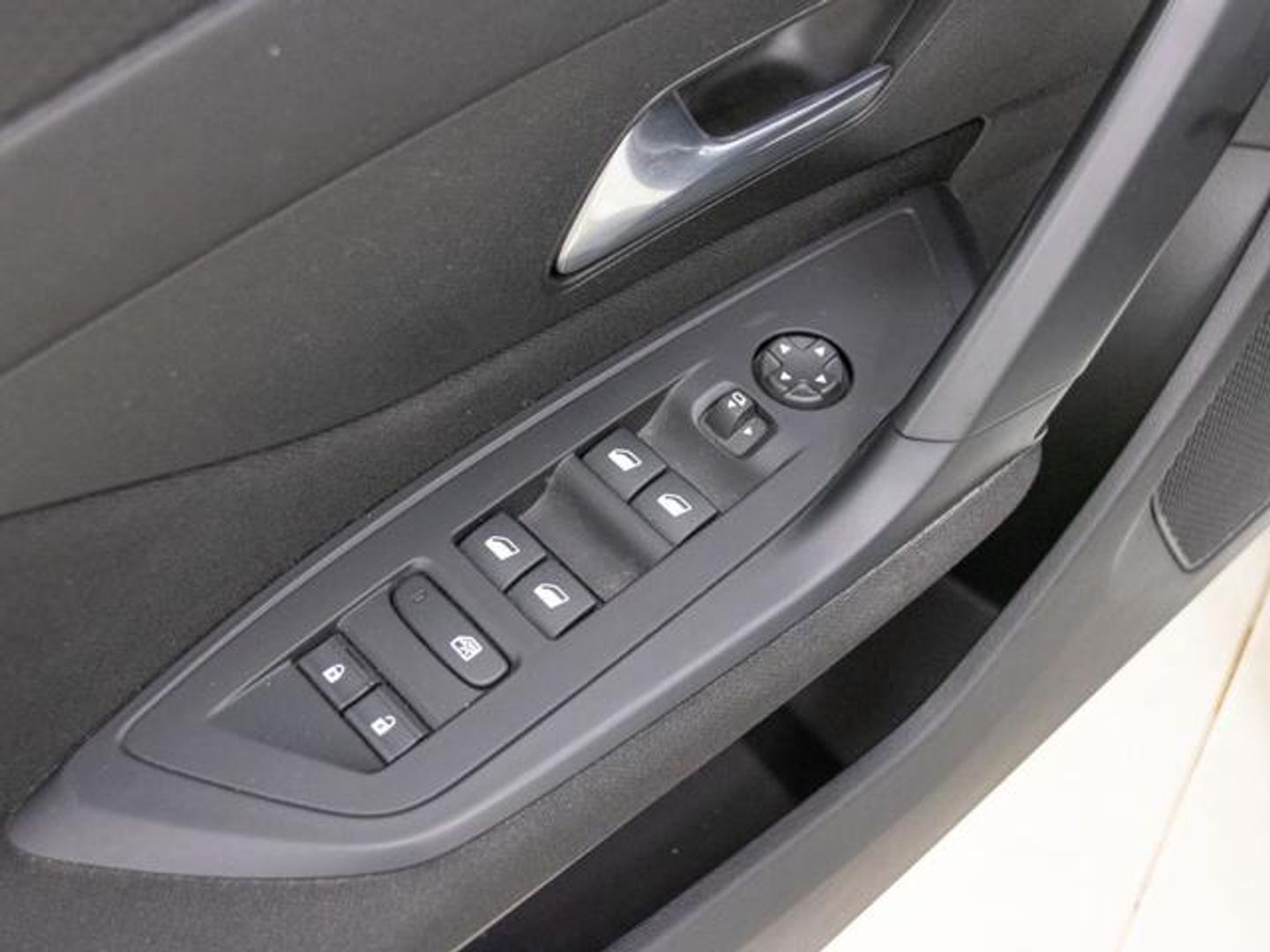 Peugeot 308 PureTech 130 S&S Active Pack 96 kW (130 CV)