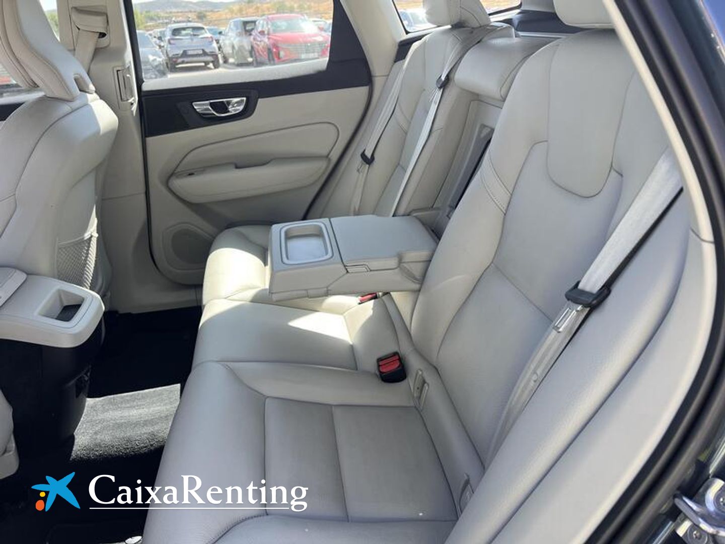 Volvo XC60 T4 Business Plus Auto 140 kW (190 CV) Azul All Terrain / Pick-up