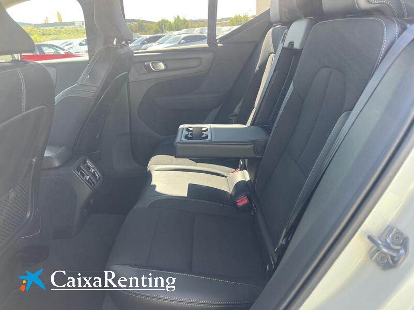 Volvo XC40 T3 Business Plus Auto 120 kW (163 CV)