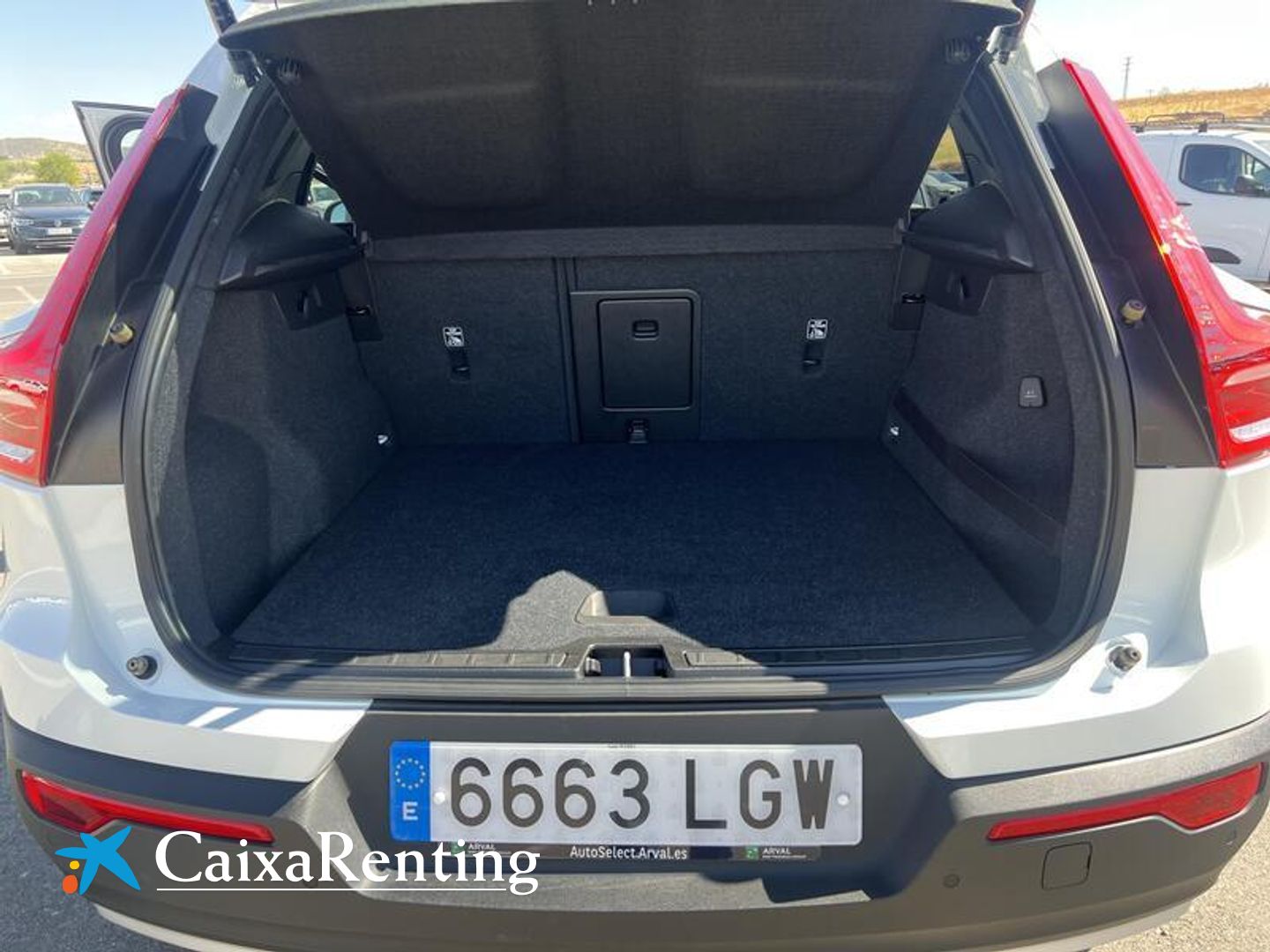 Volvo XC40 T3 Business Plus Auto 120 kW (163 CV)