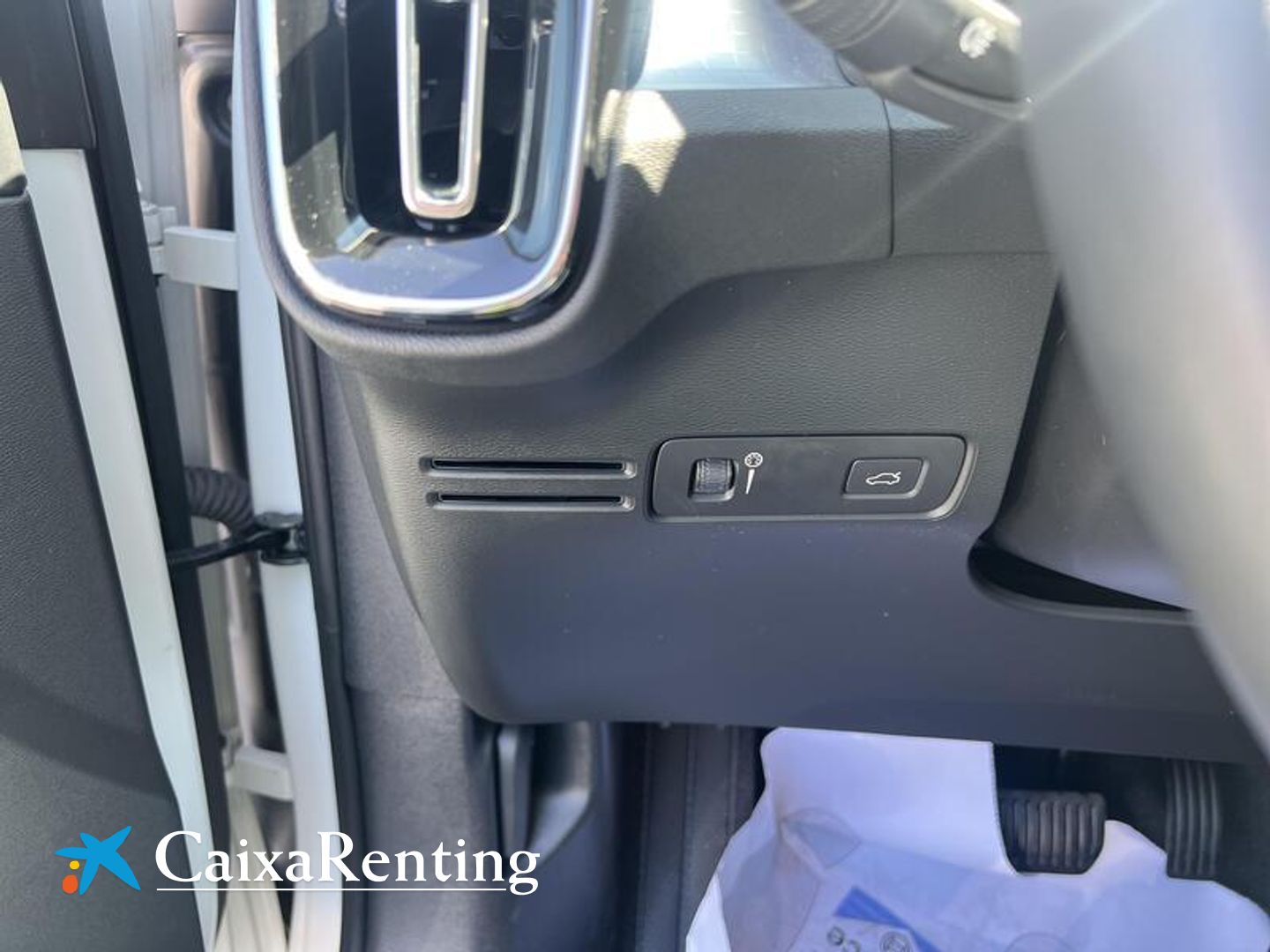 Volvo XC40 T3 Business Plus Auto 120 kW (163 CV)