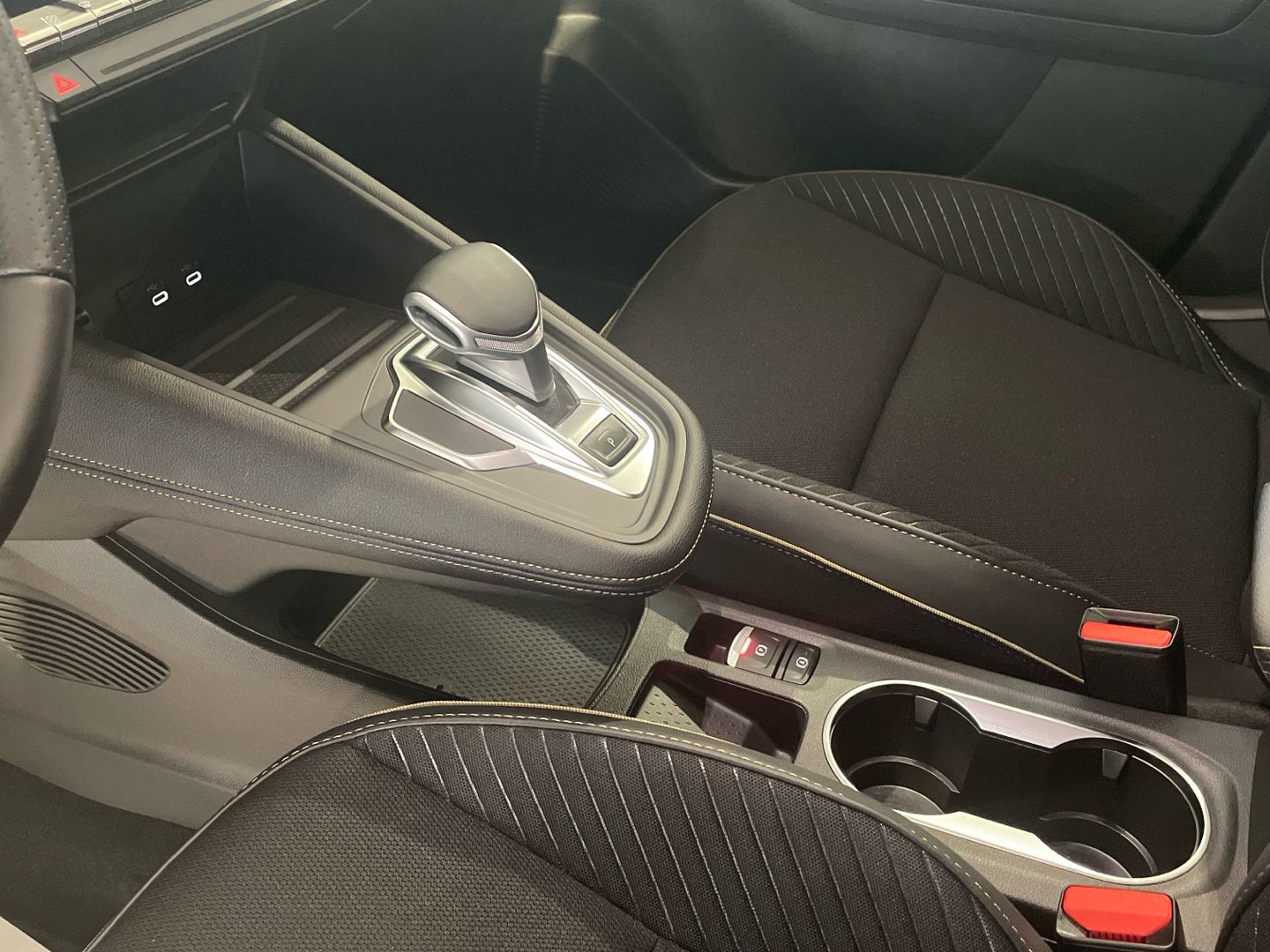 Renault Symbioz Iconic E-Tech full hybrid 105kW 107 kW (145 CV)