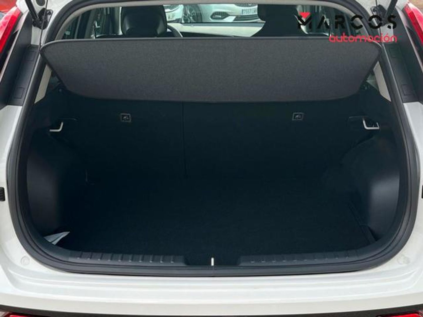 Kia Niro 1.6 GDi HEV Híbrido Drive 104 kW (141 CV)