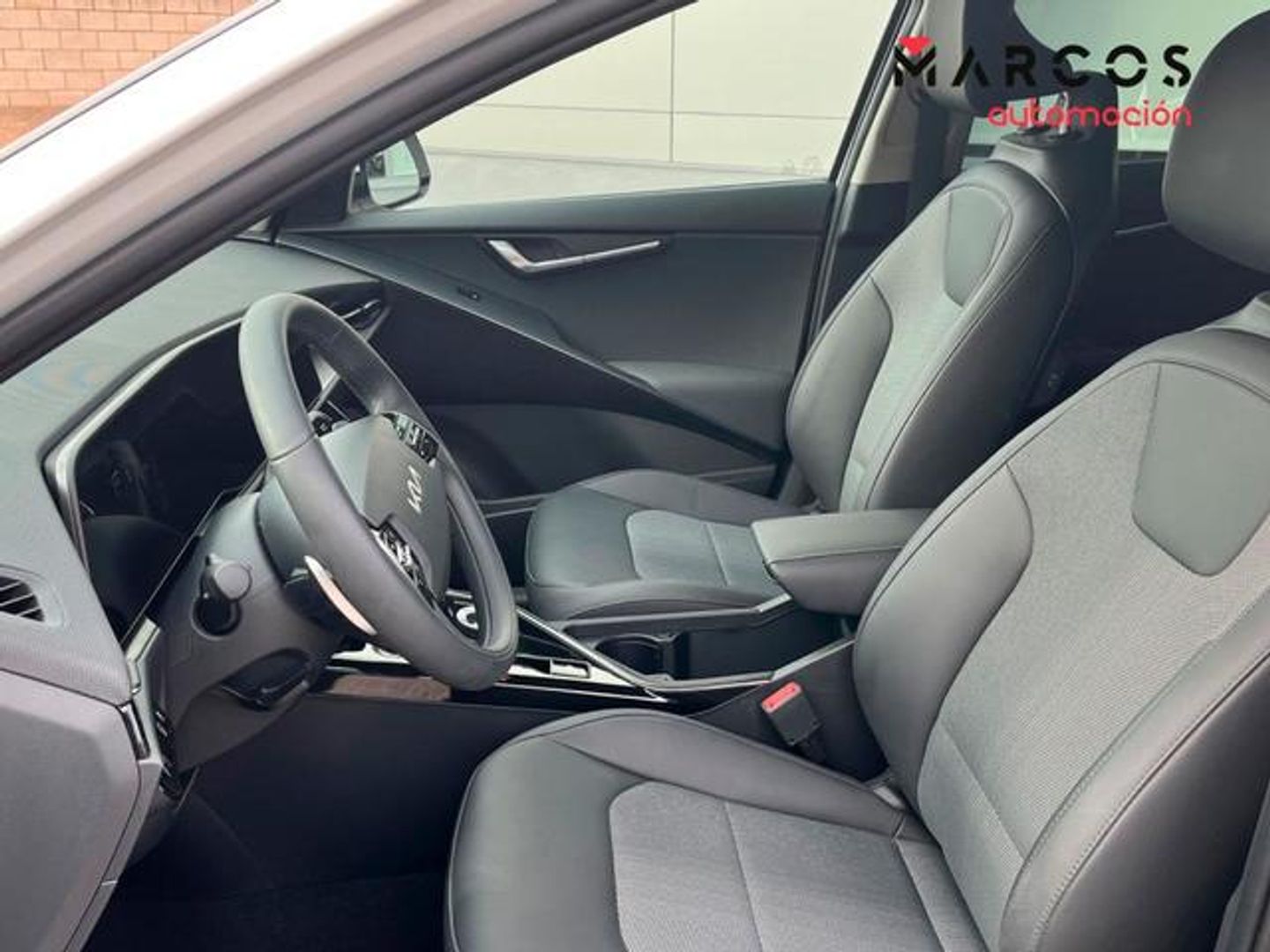 Kia Niro 1.6 GDi HEV Híbrido Drive 104 kW (141 CV)