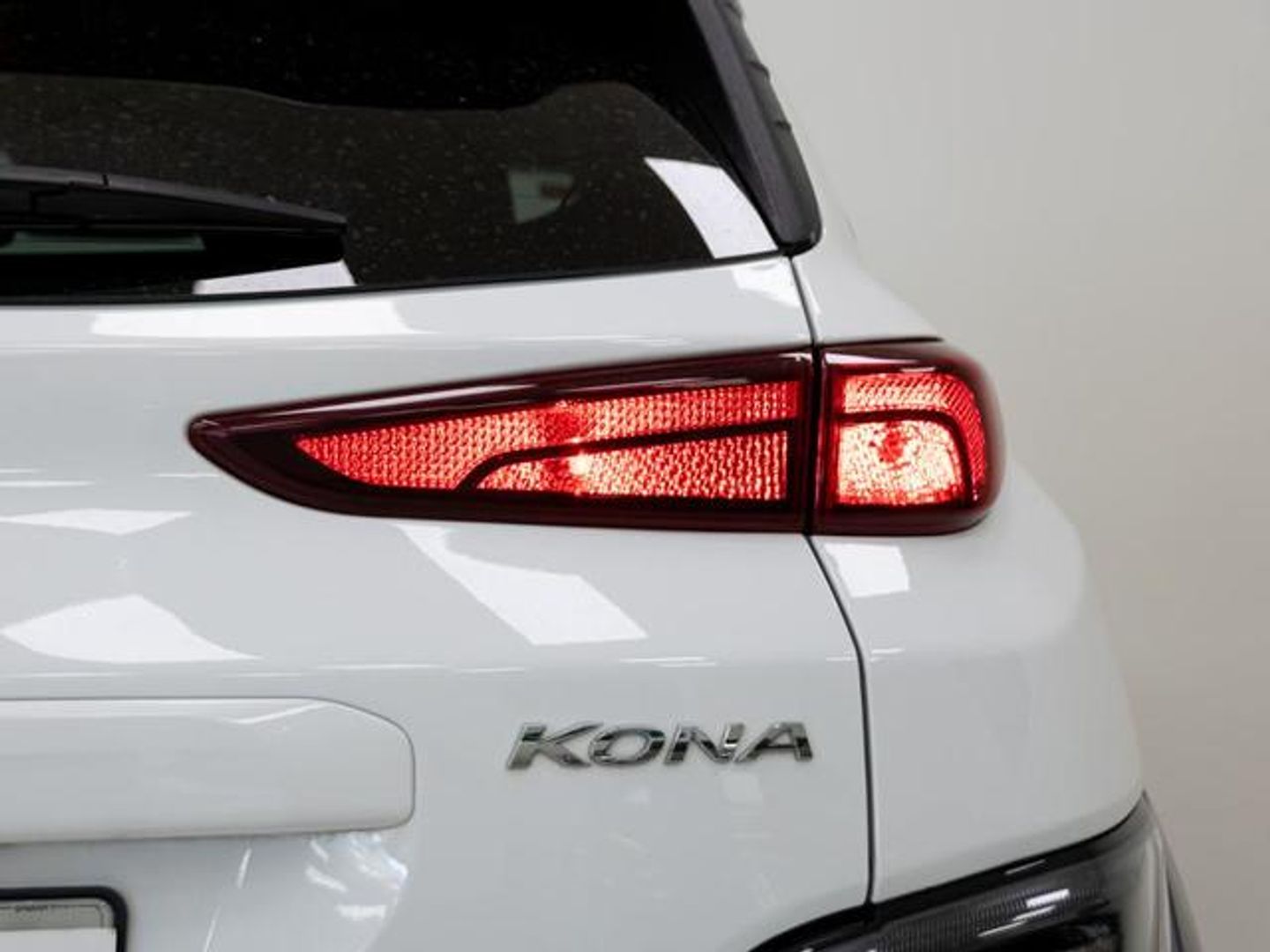 Hyundai Kona 1.6 GDI HEV Tecno 2C DCT 104 kW (141 CV)