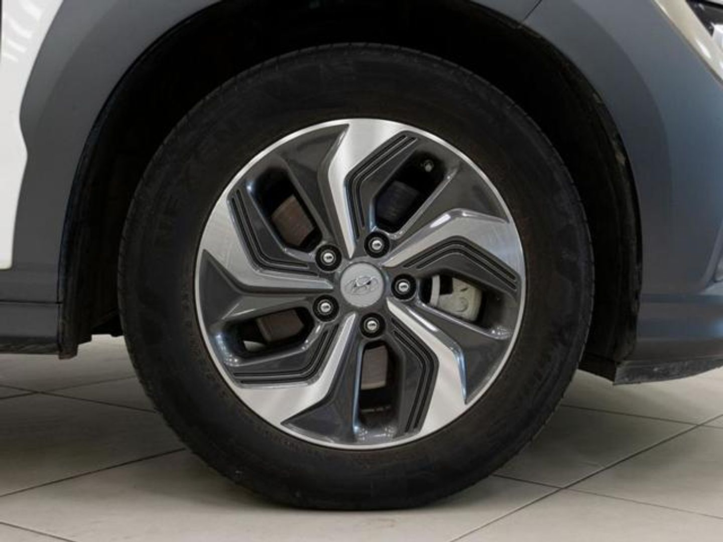 Hyundai Kona 1.6 GDI HEV Tecno 2C DCT 104 kW (141 CV)