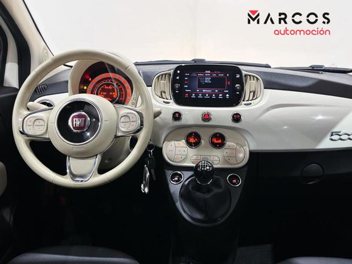 Fiat 500 1.0 Hybrid Dolcevita 51 kW (70 CV)