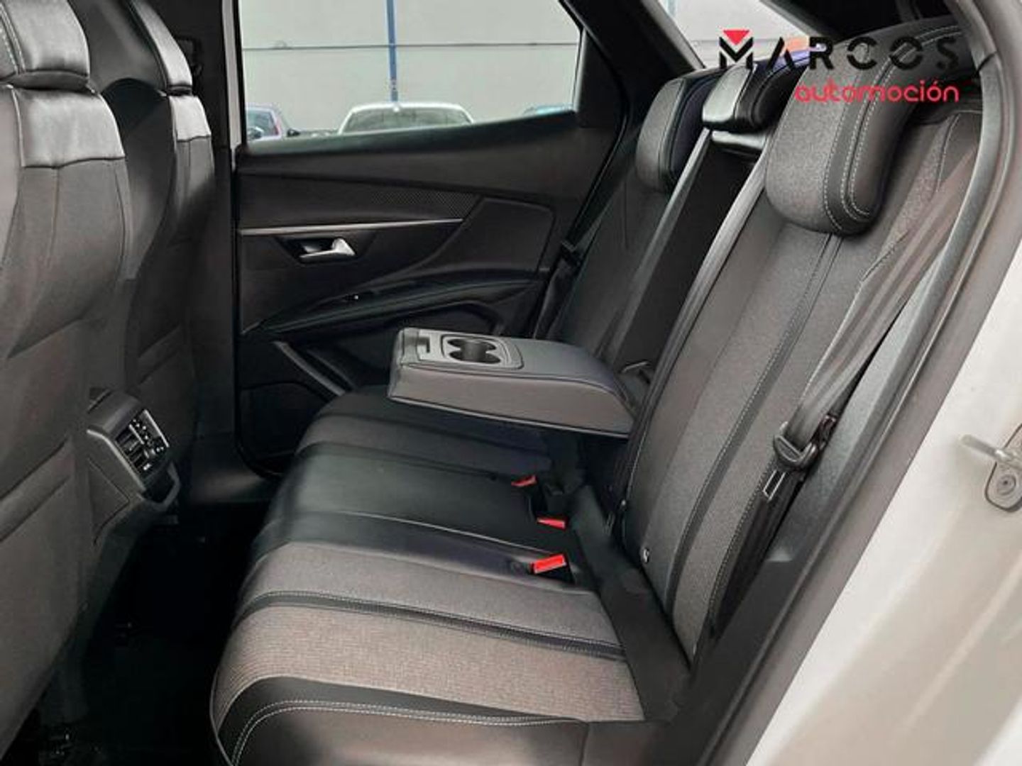 Peugeot 3008 PureTech 130 S&S Allure Pack 96 kW (130 CV)