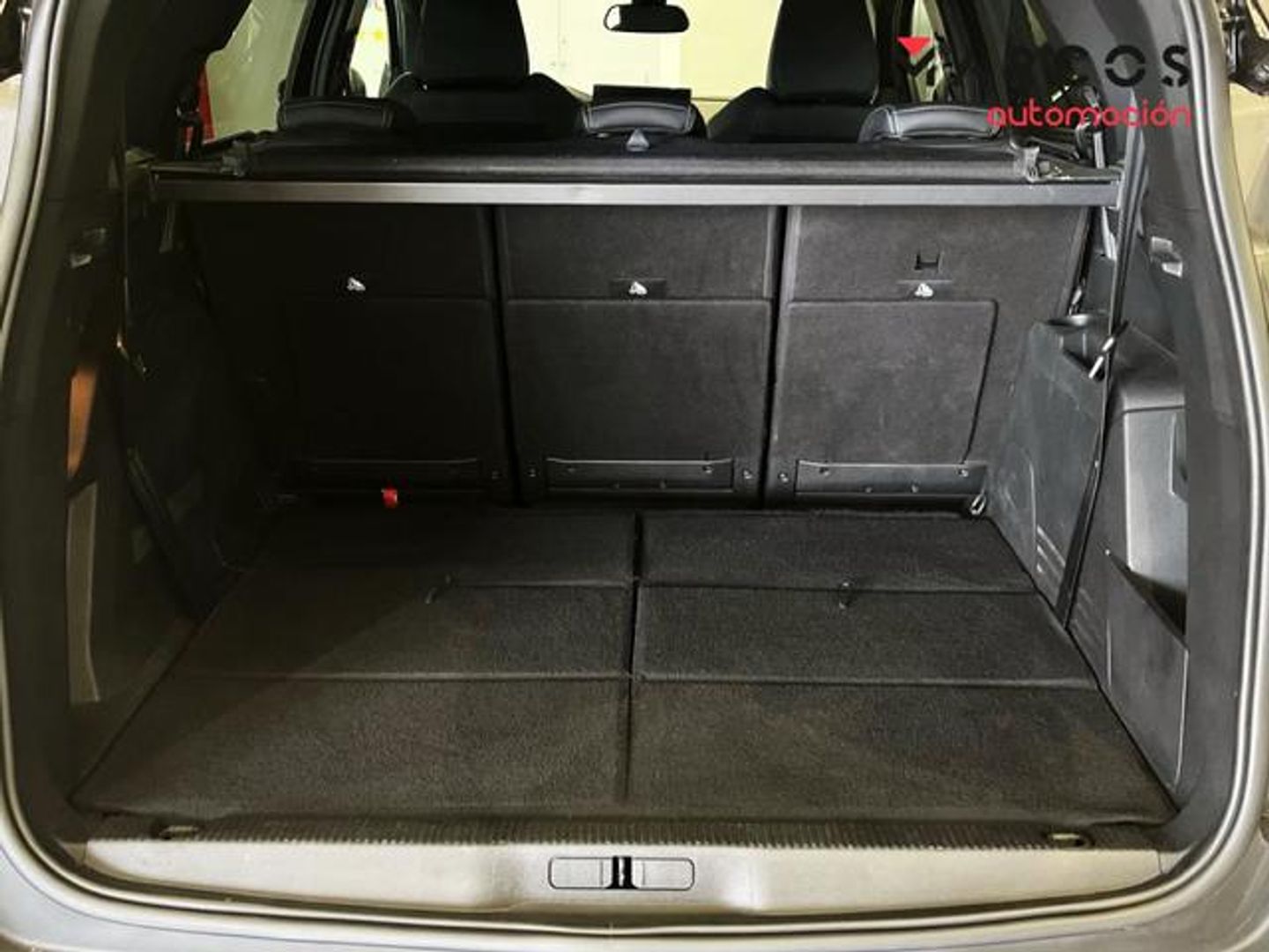 Peugeot 5008 BlueHDI 130 S&S Allure Pack EAT8 96 kW (130 CV) Gris Plata SUV