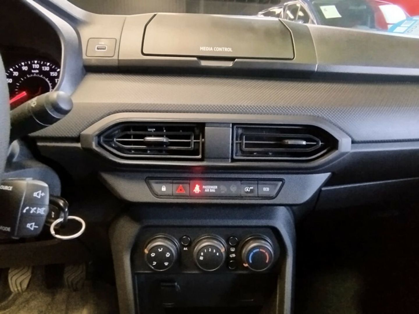Dacia Sandero Essential TCe 74 kW (100 CV) ECO-G