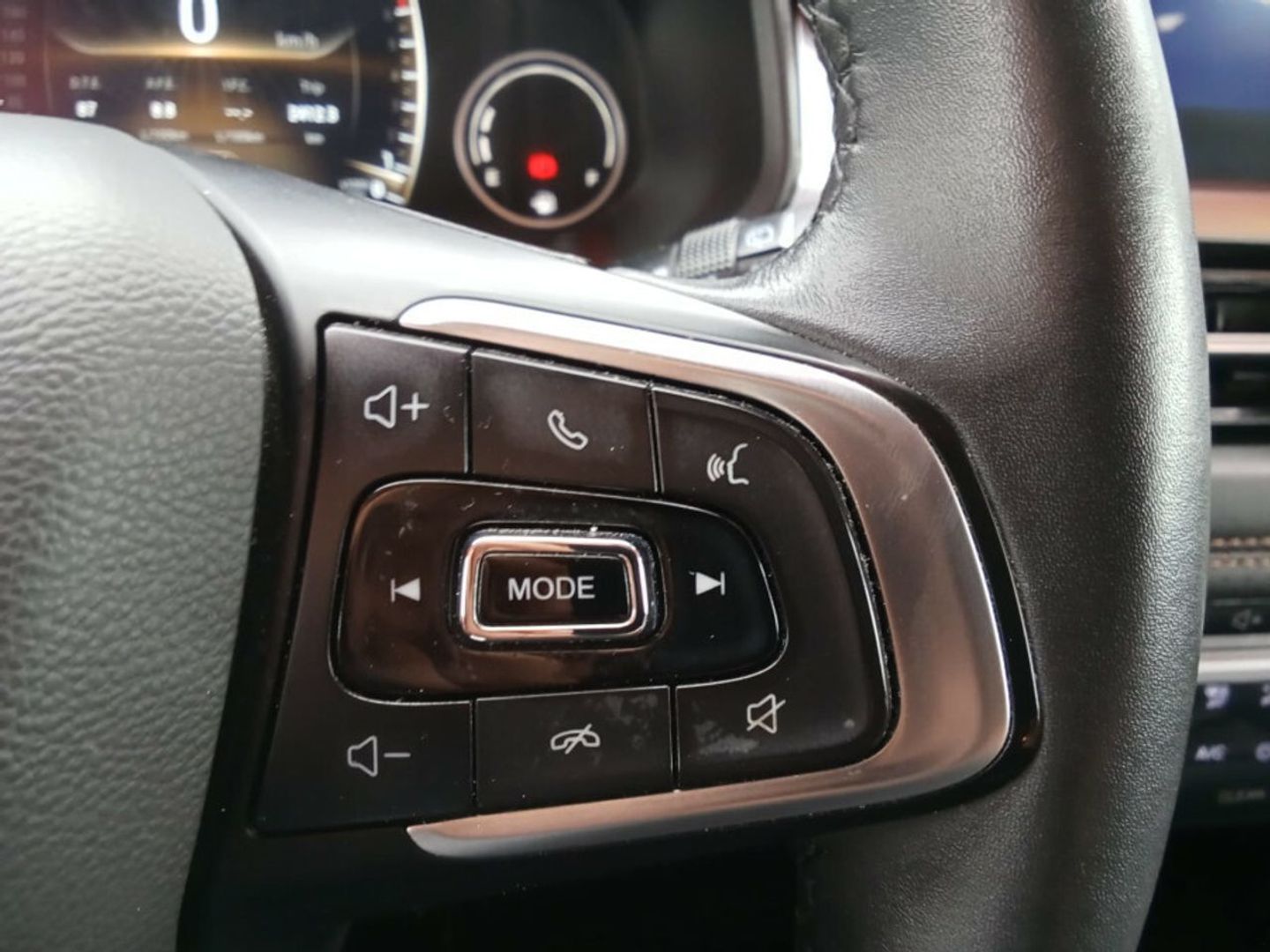 DR AUTOMOBILES DR5 1.5 85 kW (116 CV)