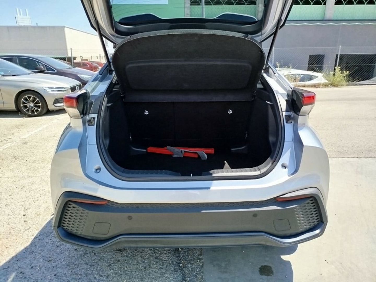 Toyota C-HR 140H Advance 103 kW (140 CV)