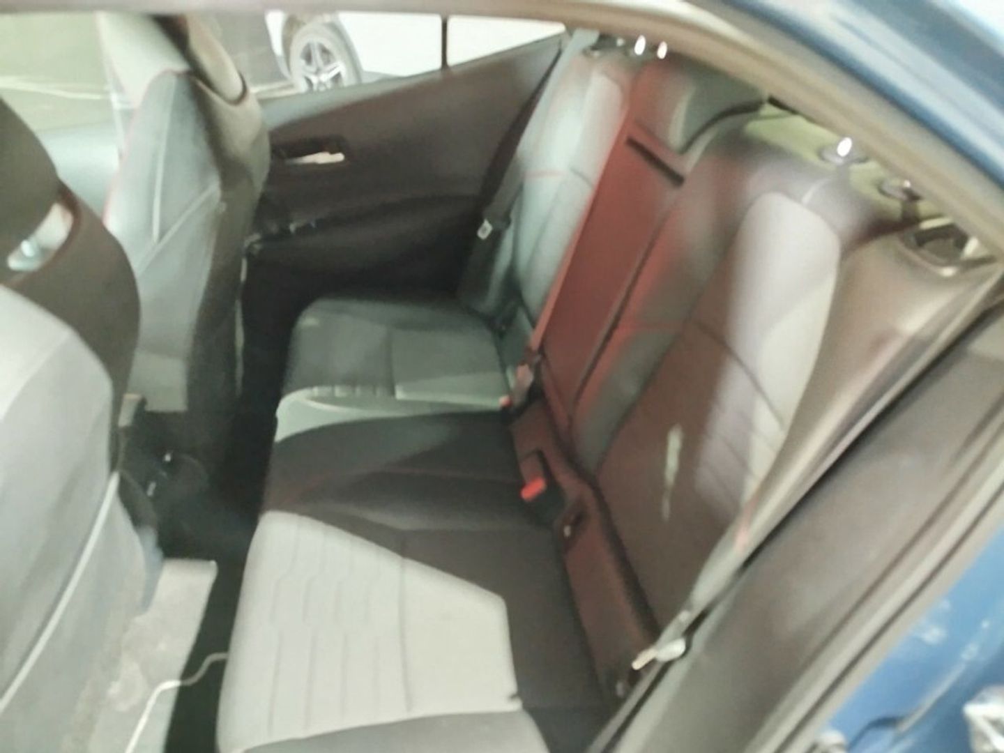 Toyota Corolla 180H Advance E-CVT 132 kW (180 CV) Azul Compact