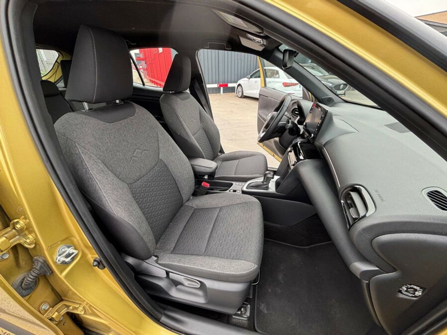 Toyota Yaris Cross 120H Active Tech 85 kW (116 CV)