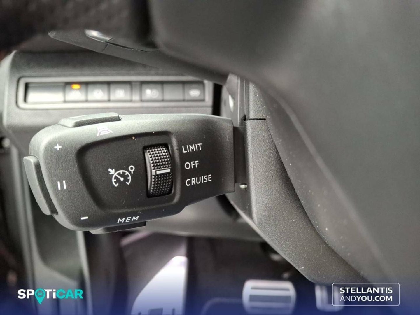 Peugeot 3008 Hybrid 225 GT e-EAT8 165 kW (225 CV)
