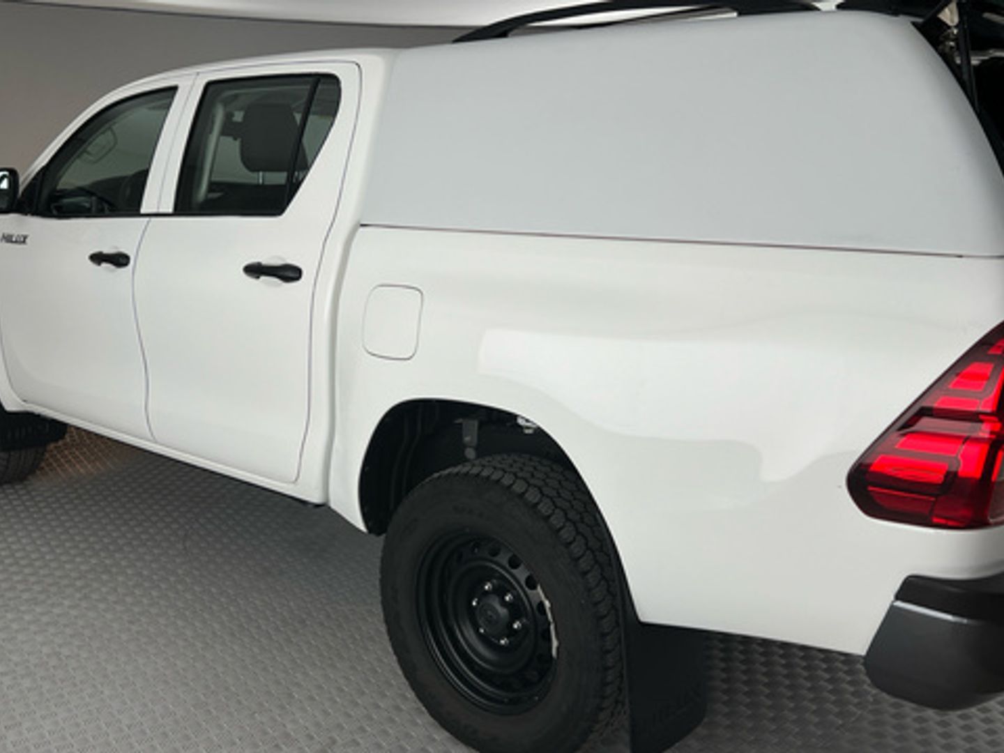 Toyota Hilux 2.4 D-4D DC GX Plus 110 kW (150 CV)