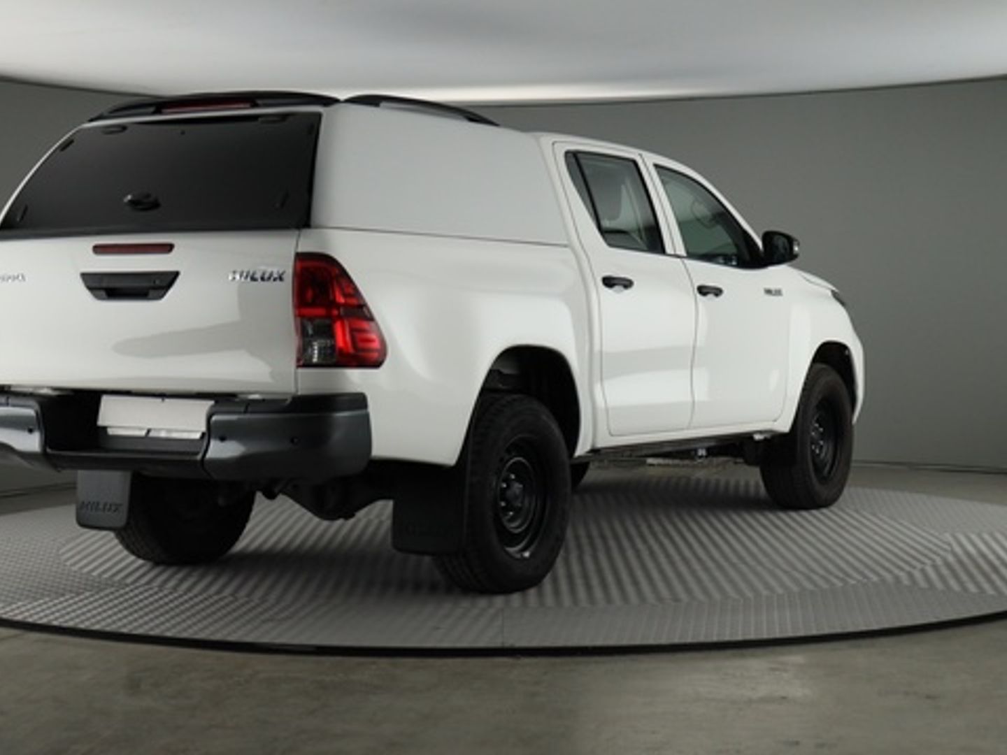Toyota Hilux 2.4 D-4D DC GX Plus 110 kW (150 CV)