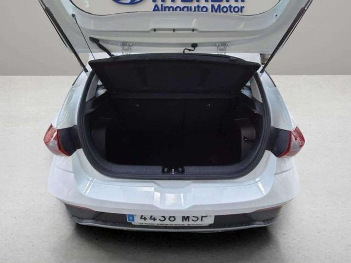 Hyundai i20 1.2 MPI Essence 62 kW (84 CV)
