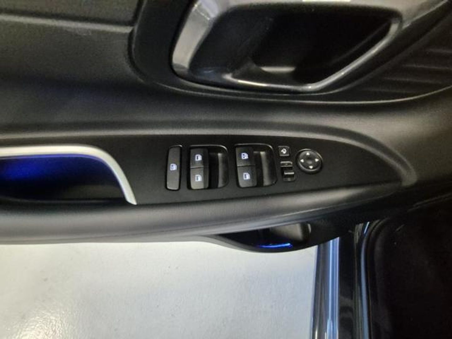Hyundai i20 1.0 TGDI 48V Tecno 74 kW (100 CV)