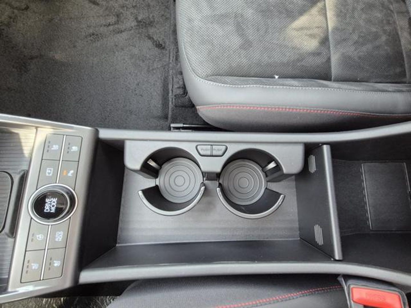 Hyundai Kona 1.6 GDI HEV Tecno DT 95 kW (129 CV)
